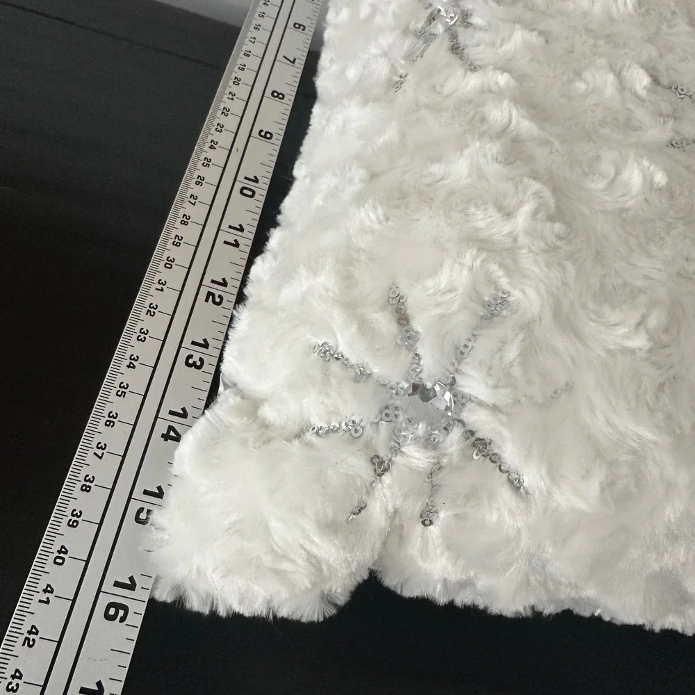 Pier 1 Imports Throw Pillow Light Up Off White Faux Fur Snowflake 16x16 Jewels